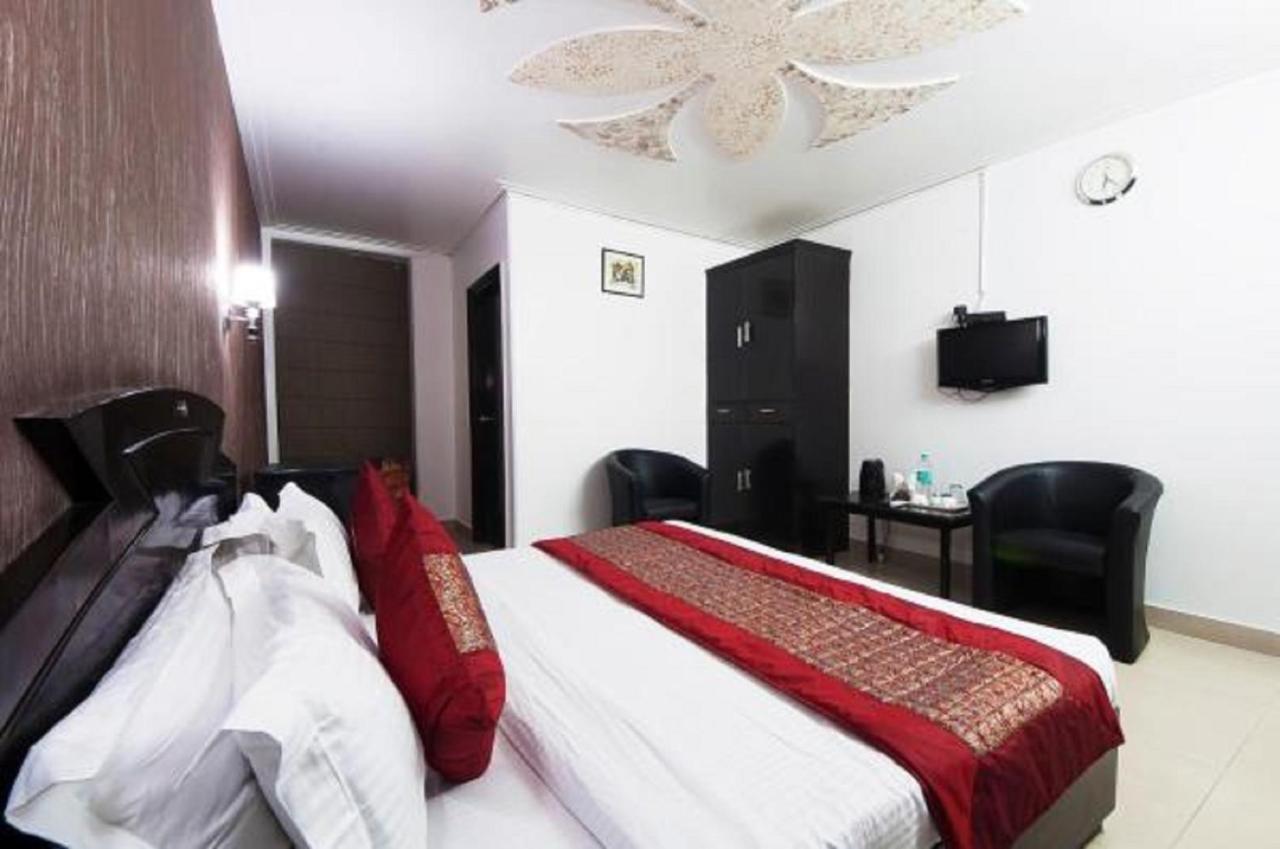 Airport Hotel Green Heights New Delhi Luaran gambar